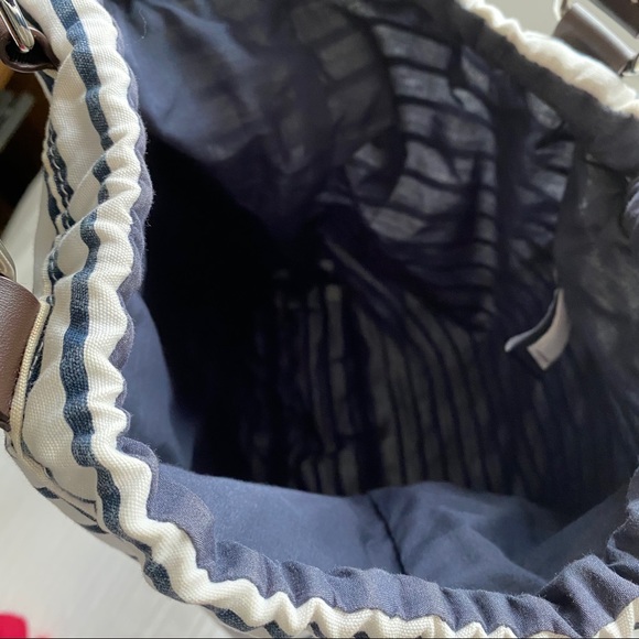 GAP STRIPED BEACH BAG / BACKPACK - Picture 9 of 16